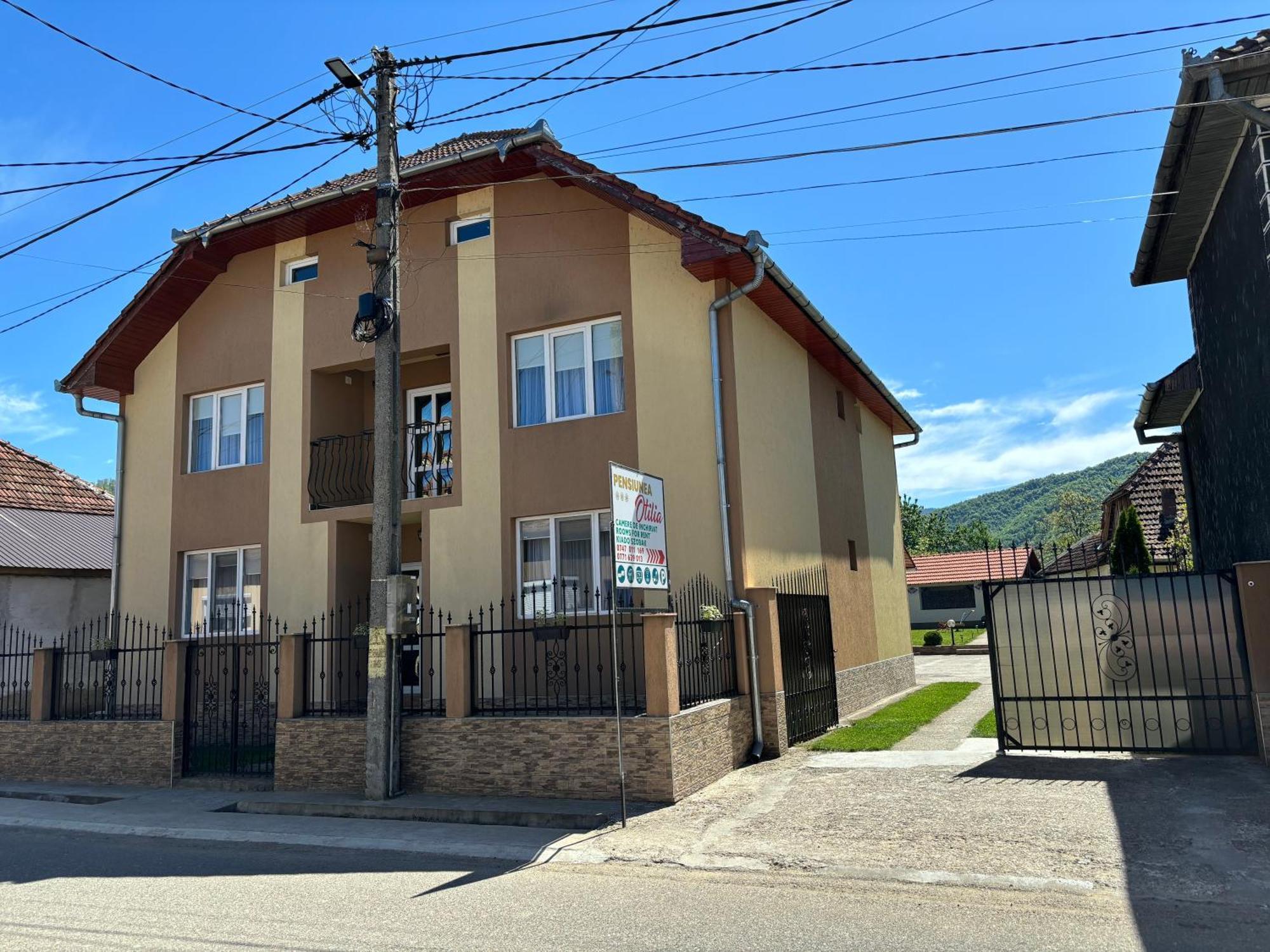 Hotel Casa Otilia Chiscau Exterior foto